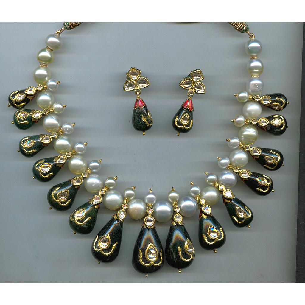 DIAMOND HALF SET LONG FANCY