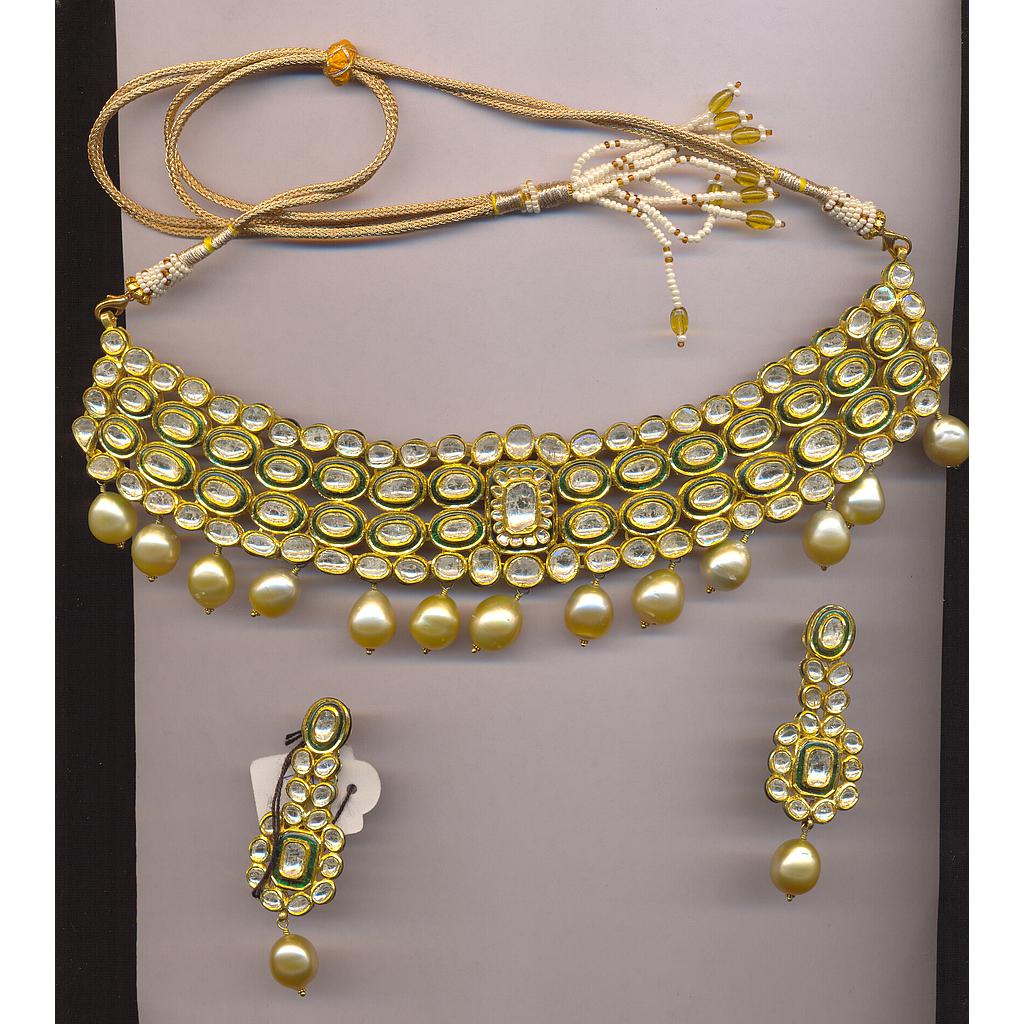 DIAMOND HALF SET ROUND POLKI