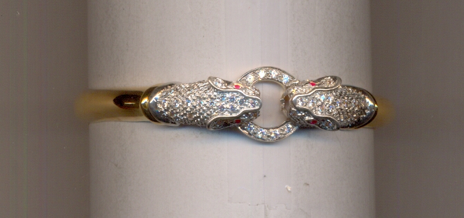 GOLD BANGLE DESIGNER EXCLUSIVE