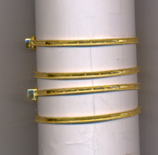 GOLD BANGLE PLAIN EXCLUSIVE