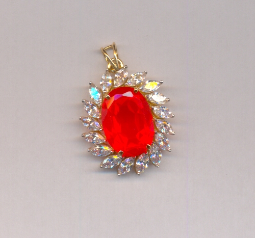 GOLD PENDENT DESIGNER EXCLUSIVE