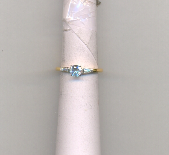 GOLD RING