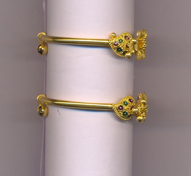 GOLD BANGLE BABY