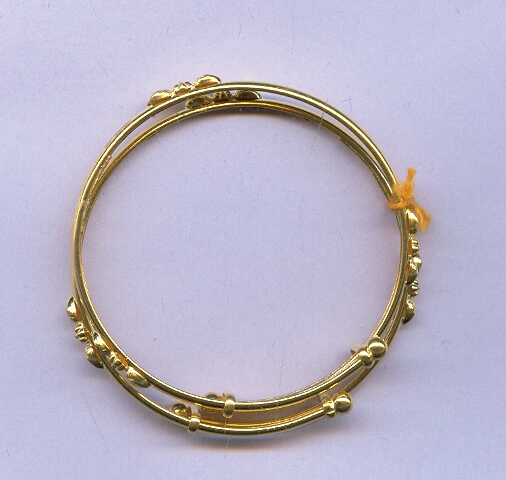 GOLD BANGLE BABY