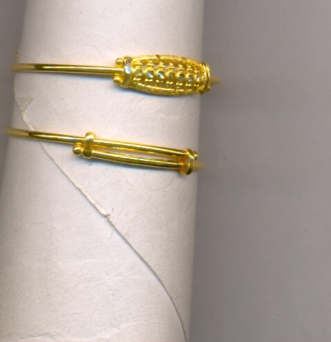 GOLD BANGLE BABY FANCY