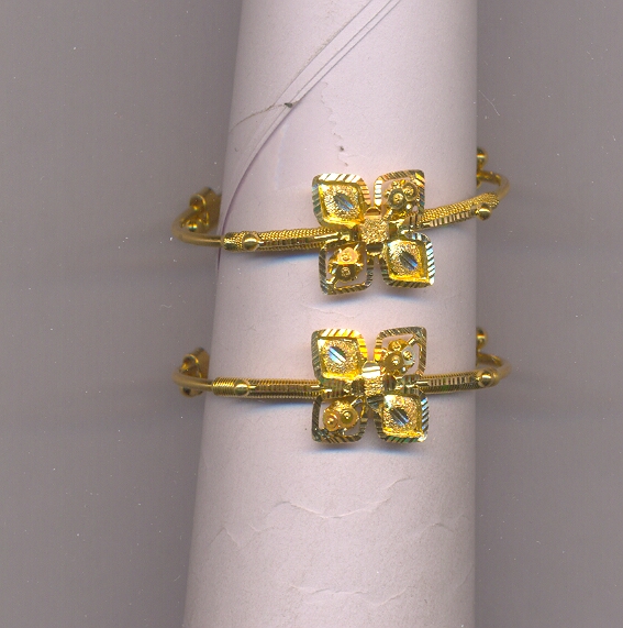 GOLD BANGLE BABY FANCY