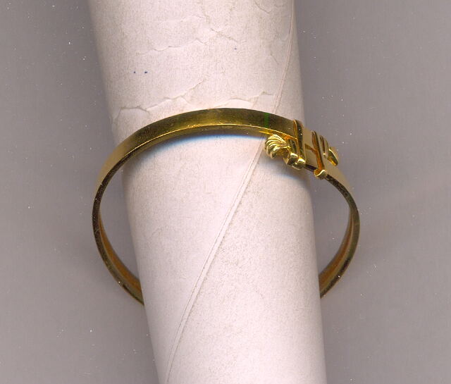 GOLD BANGLE BABY GENERAL