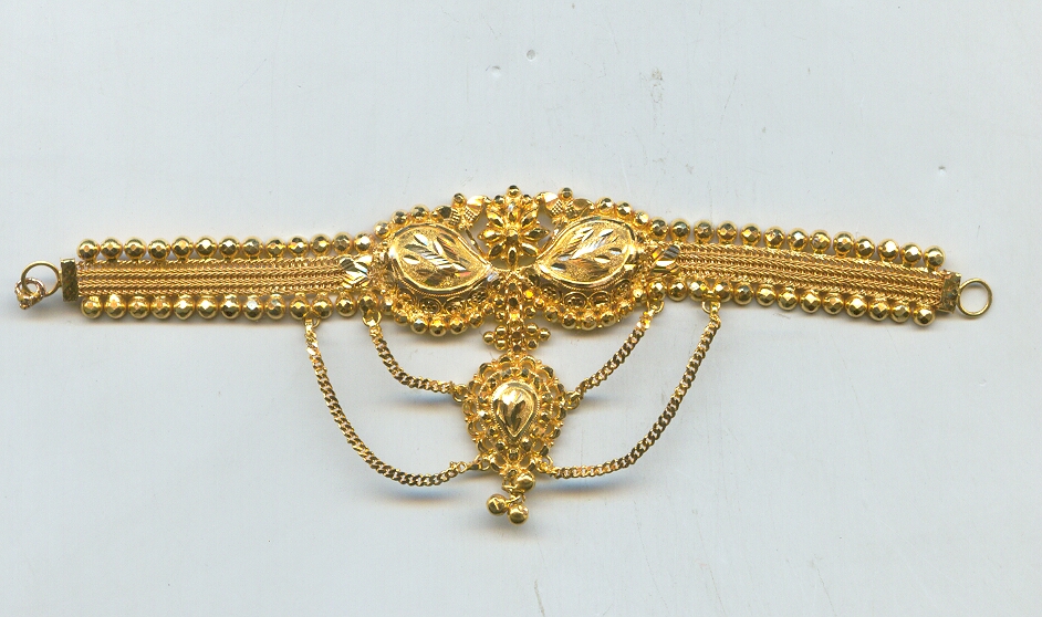 GOLD BANGLE