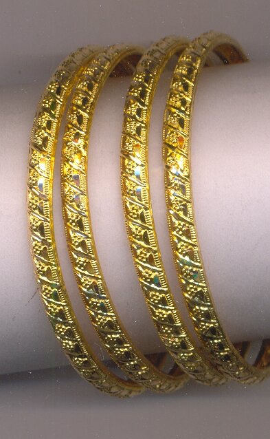 GOLD BANGLE