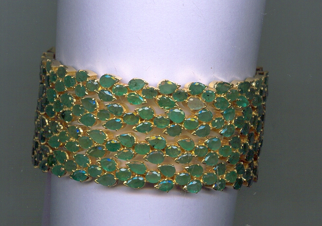 GOLD BANGLE