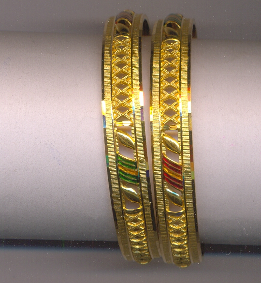 GOLD BANGLE