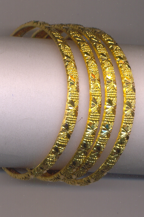 GOLD BANGLE