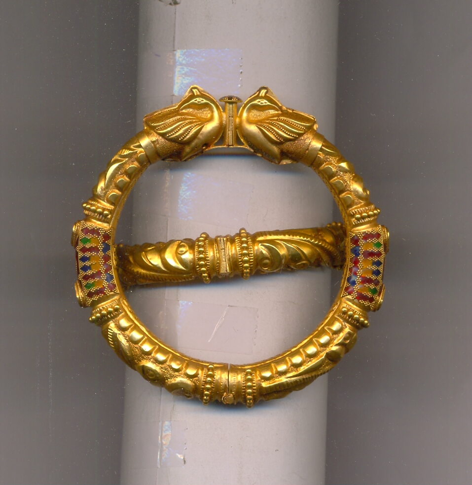 GOLD BANGLE ANTIQUE EXCLUSIVE