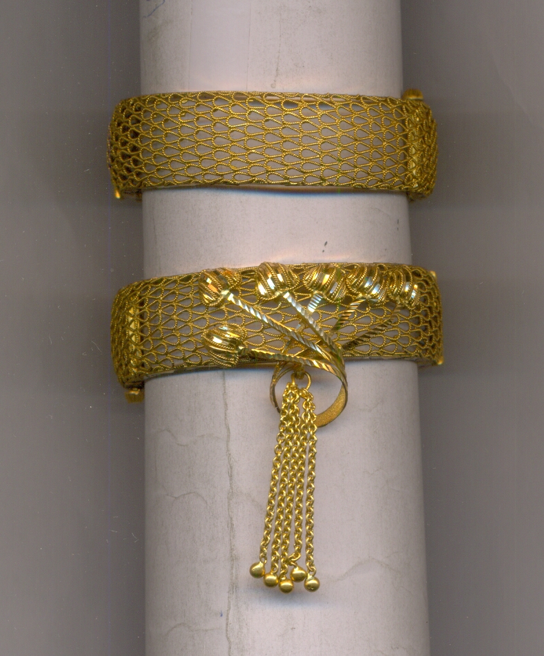 GOLD BANGLE ANTIQUE EXCLUSIVE
