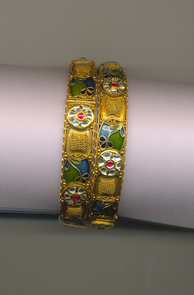 GOLD BANGLE ANTIQUE EXCLUSIVE