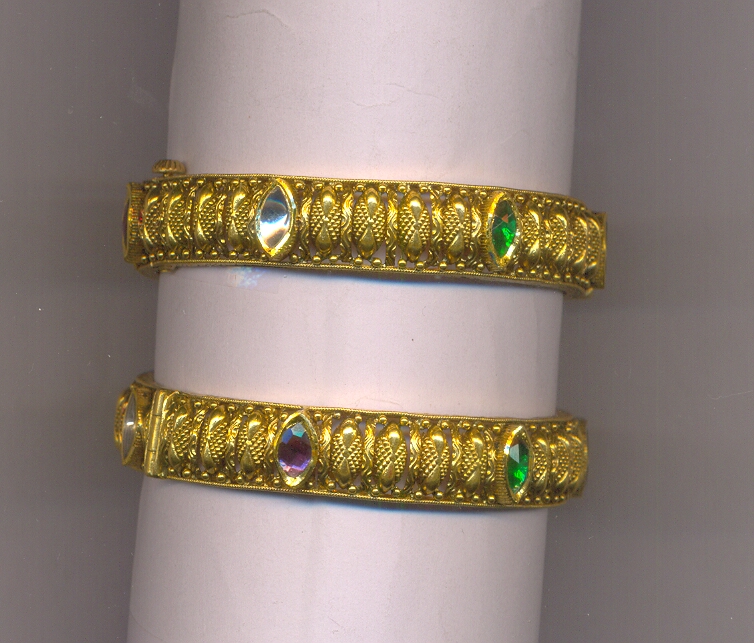 GOLD BANGLE ANTIQUE FANCY