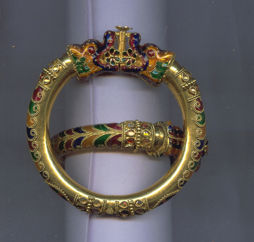 GOLD BANGLE ANTIQUE FANCY