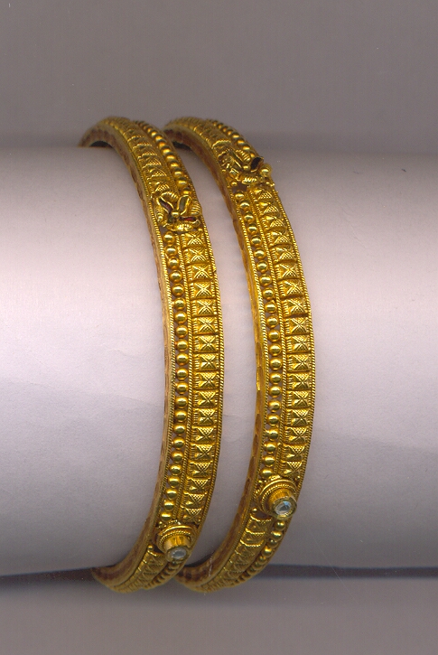 GOLD BANGLE ANTIQUE GENERAL