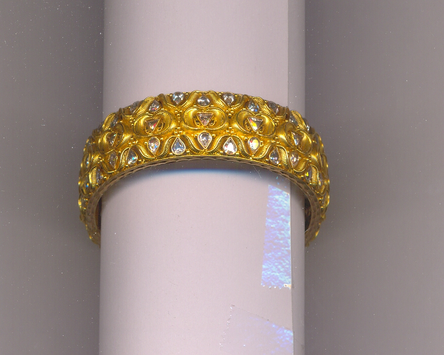 GOLD BANGLE ANTIQUE GENERAL