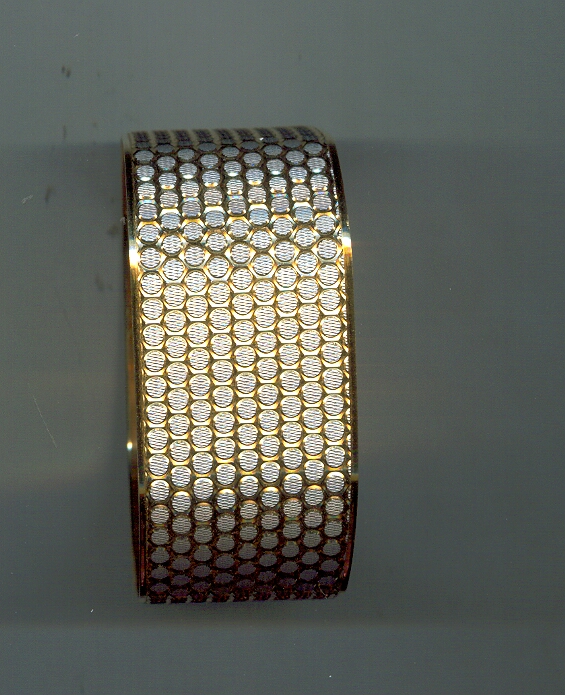 GOLD BANGLE DESIGNER EXCLUSIVE