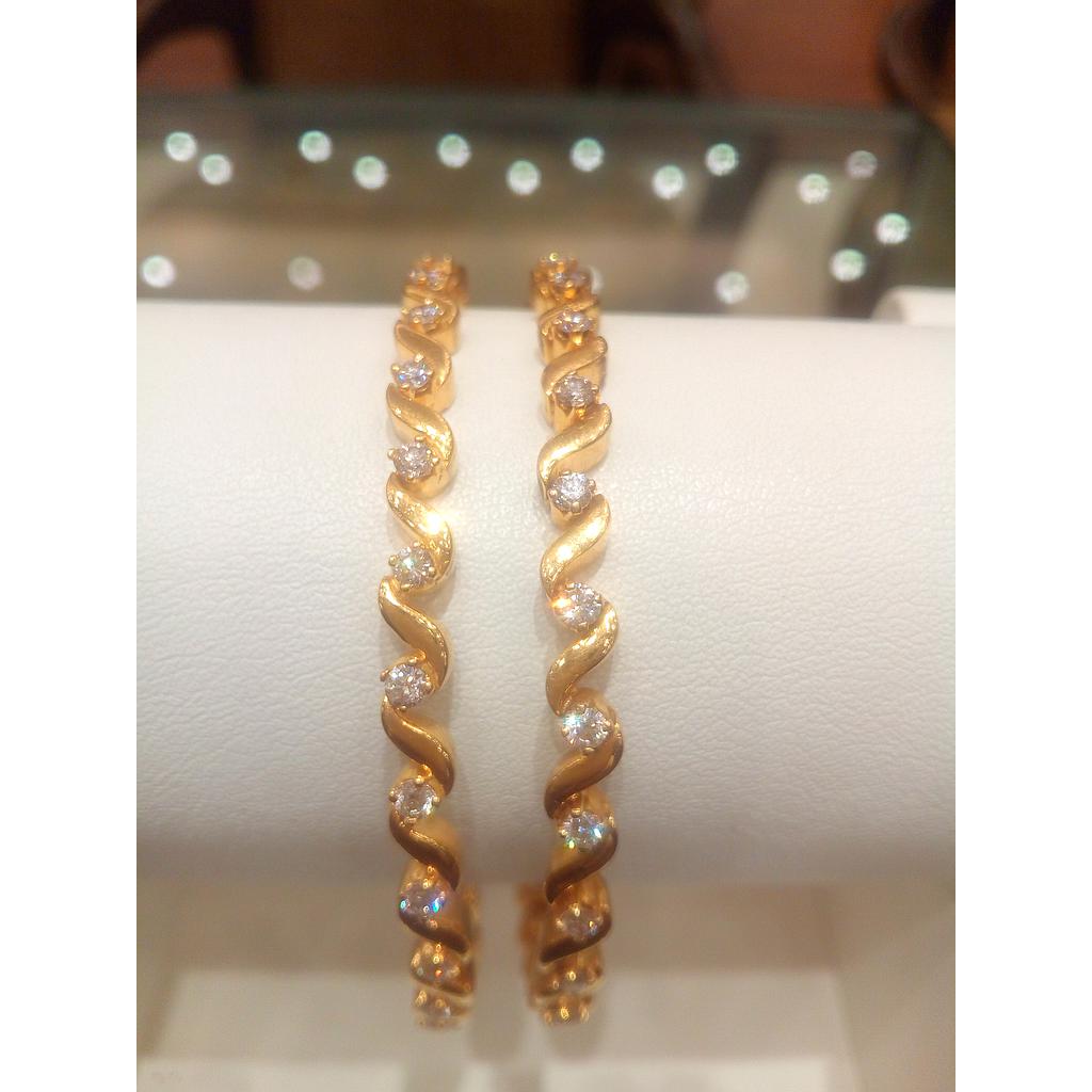 DIAMOND BANGLE