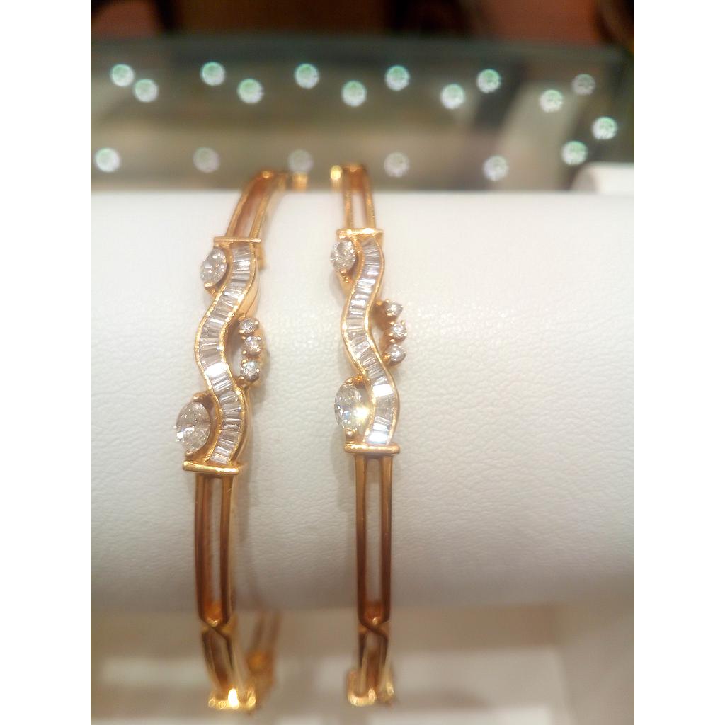 DIAMOND BANGLE