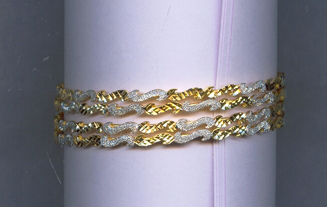 GOLD BANGLE DESIGNER GENERAL