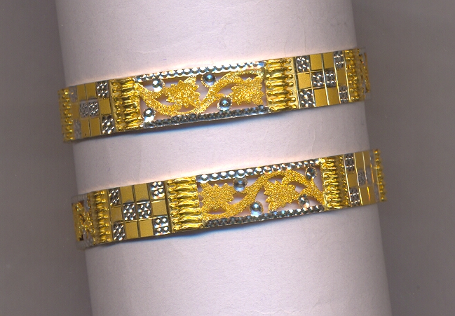 GOLD BANGLE DESIGNER GENERAL