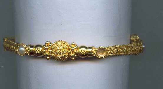 GOLD BANGLE DESIGNER GENERAL