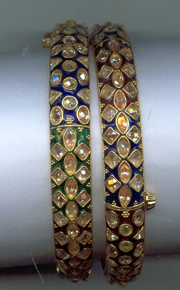 GOLD BANGLE DESIGNER GENERAL