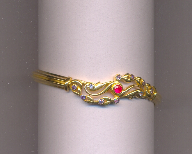 GOLD BANGLE DESIGNER GENERAL