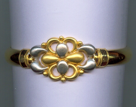GOLD BANGLE DESIGNER GENERAL