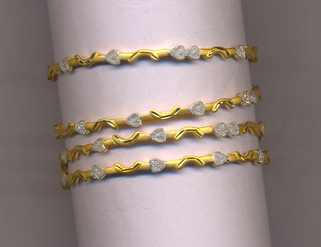 GOLD BANGLE DESIGNER GENERAL