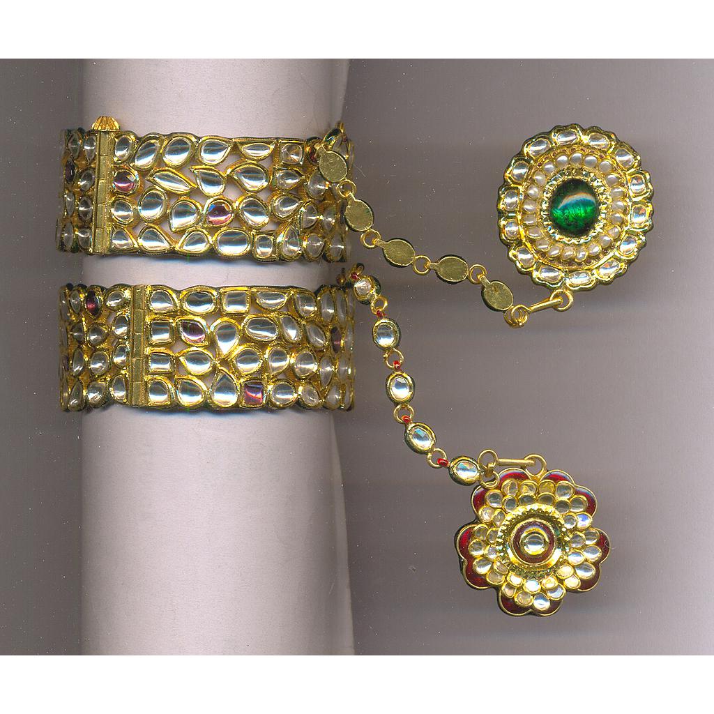 GOLD BANGLE KUNDAN