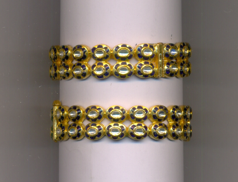 GOLD BANGLE KUNDAN