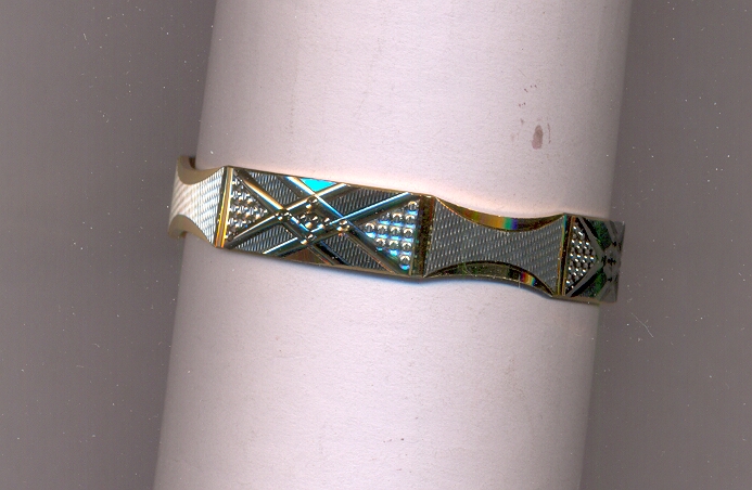 GOLD BANGLE MACHINE CUTTING FANCY