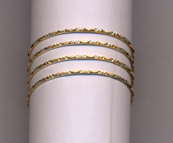 GOLD BANGLE MACHINE CUTTING FANCY