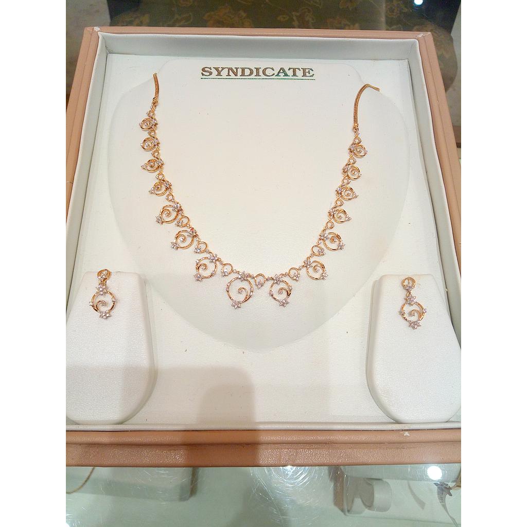 DIAMOND HALF SET ROUND FANCY