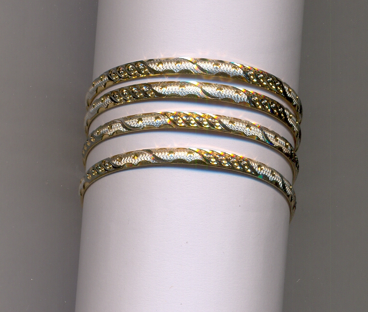GOLD BANGLE MACHINE CUTTING FANCY