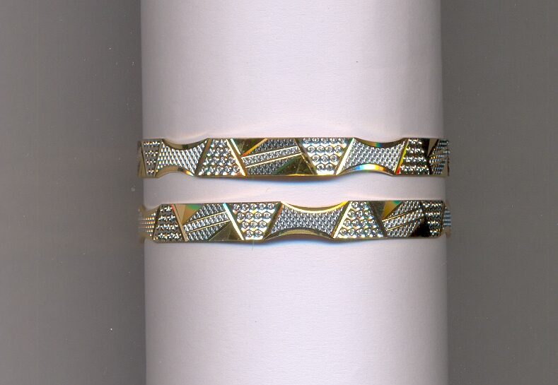 GOLD BANGLE MACHINE CUTTING FANCY