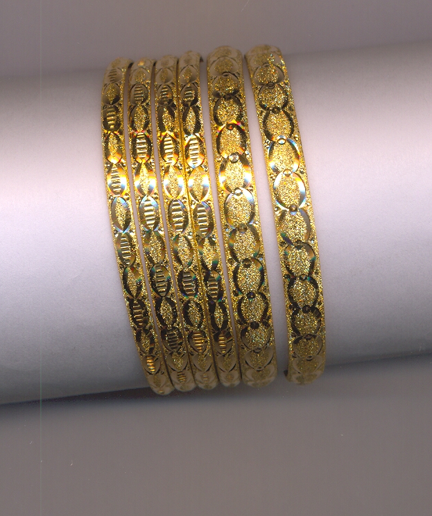 GOLD BANGLE PLAIN EXCLUSIVE
