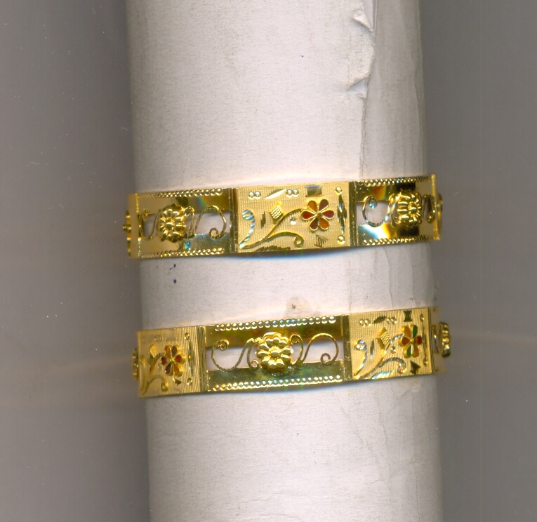GOLD BANGLE PLAIN EXCLUSIVE