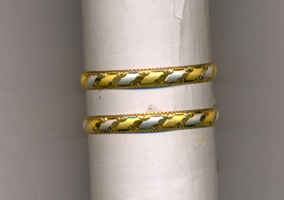 GOLD BANGLE PLAIN EXCLUSIVE