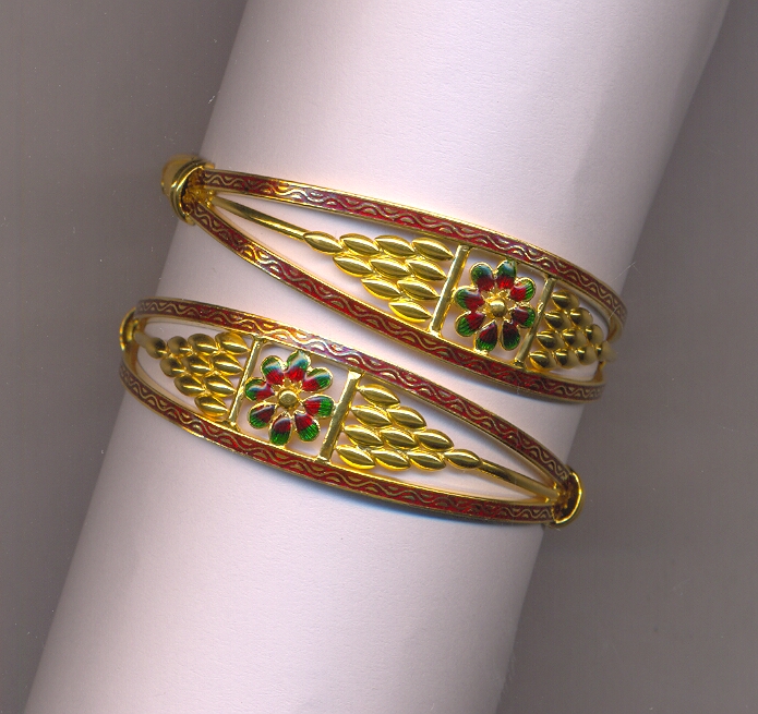 GOLD BANGLE PLAIN EXCLUSIVE