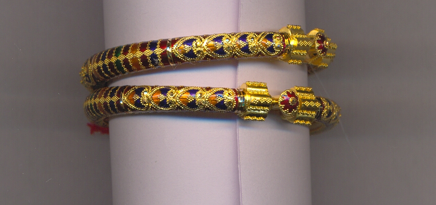 GOLD BANGLE PLAIN EXCLUSIVE