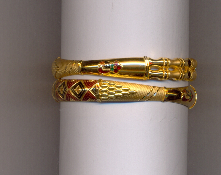 GOLD BANGLE PLAIN EXCLUSIVE
