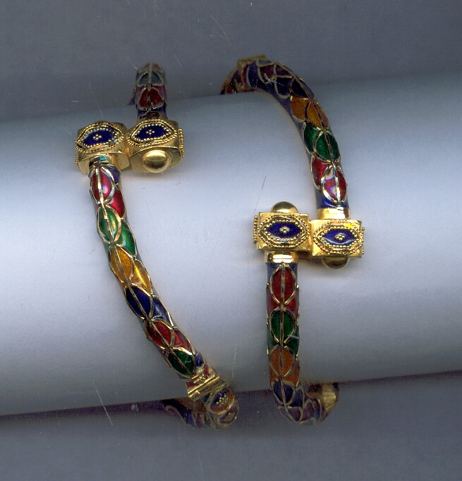 GOLD BANGLE PLAIN EXCLUSIVE