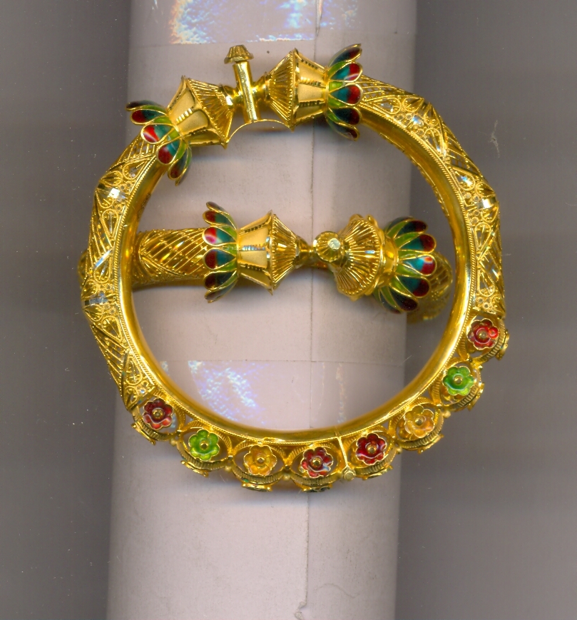 GOLD BANGLE PLAIN EXCLUSIVE