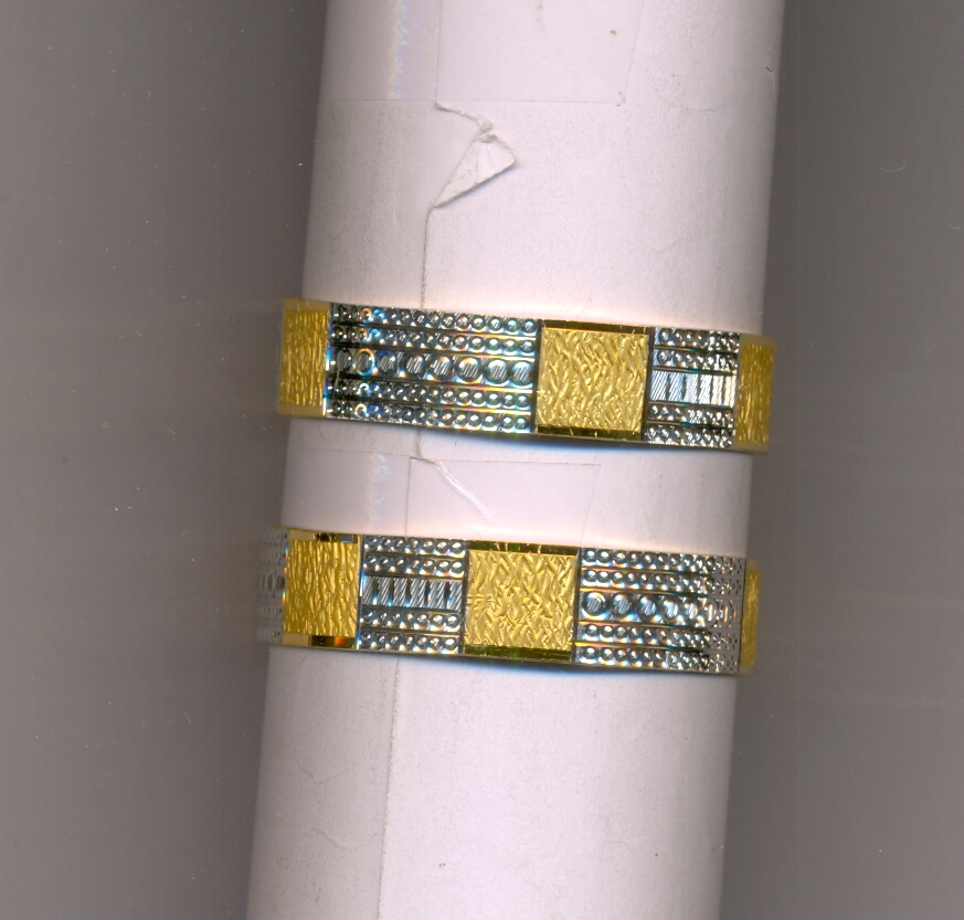 GOLD BANGLE PLAIN EXCLUSIVE