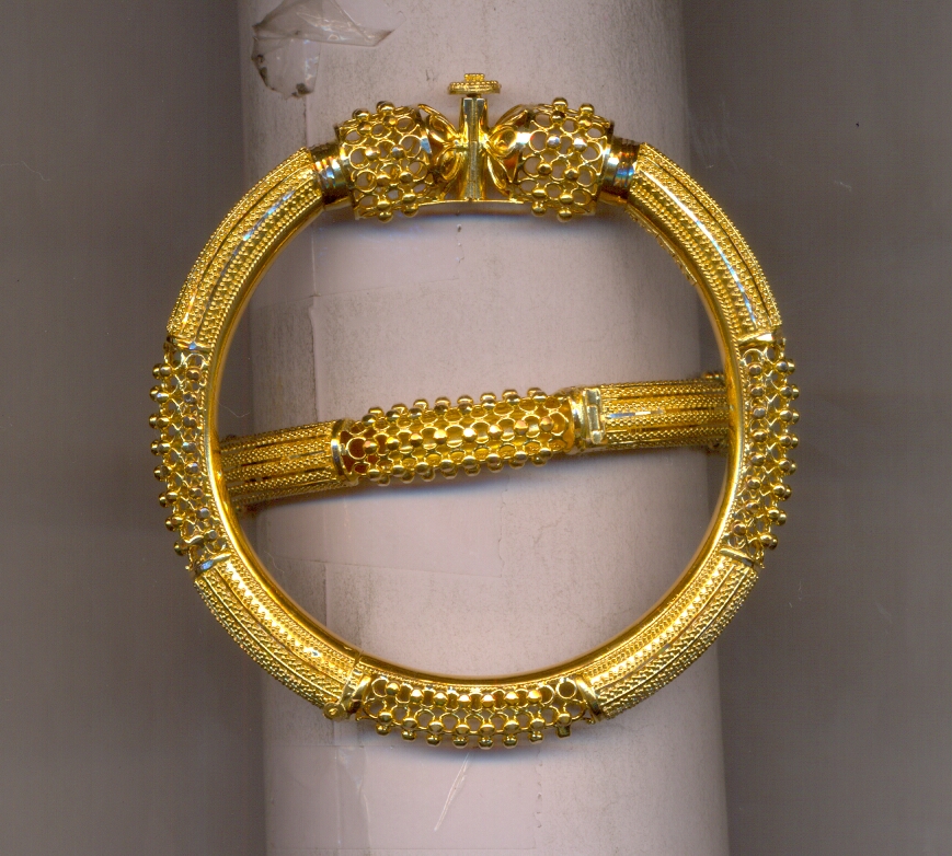GOLD BANGLE PLAIN EXCLUSIVE